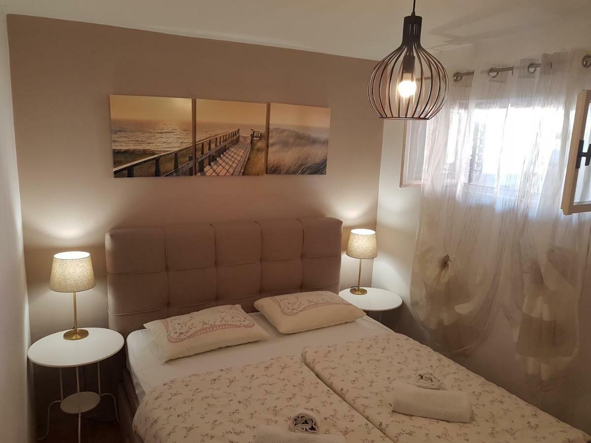 Apartments Marusic - Kristijan 洛帕 外观 照片